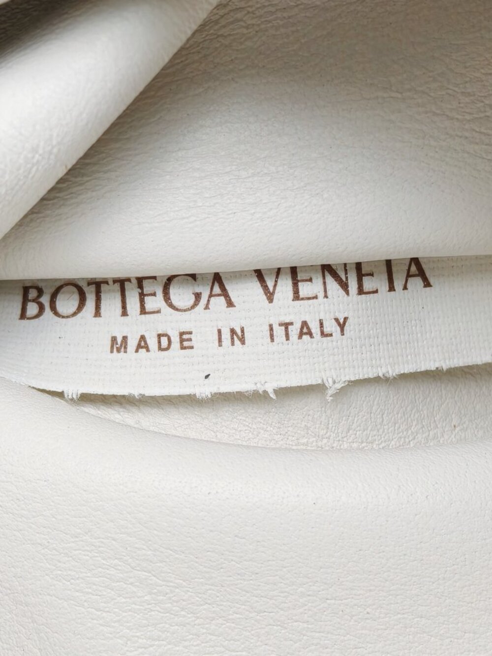 Bottega Veneta The Chain Pouch White Leather Clutch Shoulder Bag Gold Chain - Picture 14 of 14